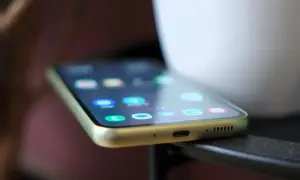 Nowy telefon z ikonami aplikacji. Dowiedz się, jak przenieść aplikacje iko na nowy telefon, aby mieć wszystko pod ręką.