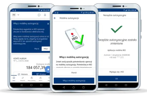 Jak pobrać aplikację IKO na telefon? Trzy ekrany smartfonów pokazują proces włączania autoryzacji mobilnej w aplikacji bankowej.
